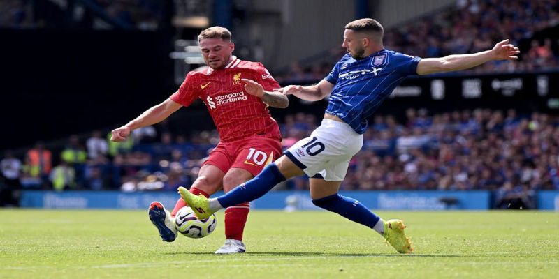 Ipswich Town đã có màn thể hiện tương đối ấn tượng trước Liverpool